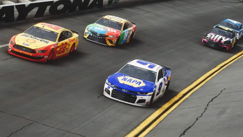 🎮 NASCAR Heat 5 – PlayStation 4