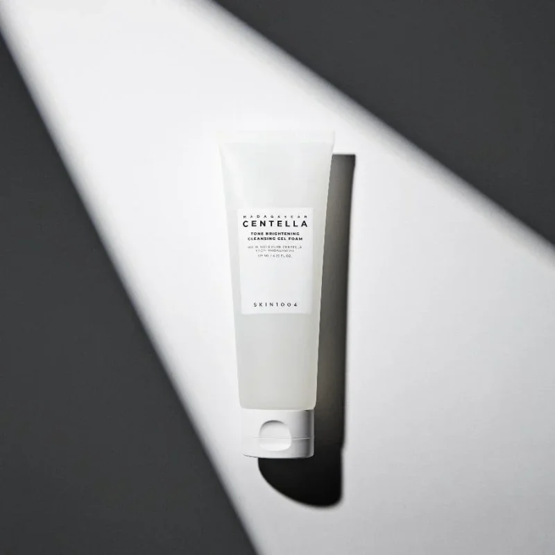 SKIN1004 Madagascar Centella Tone Brightening Cleansing Gel Foam – 125ml